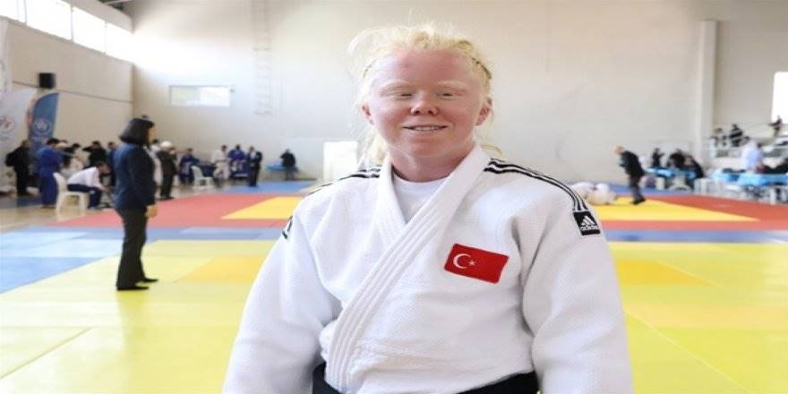 Karamanlı Cahide Eke'den İki Türkiye Şampiyonluğu