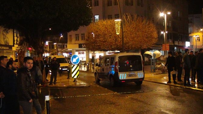 Silah Tutukluk Yapınca Vurulmaktan Kurtuldular 1