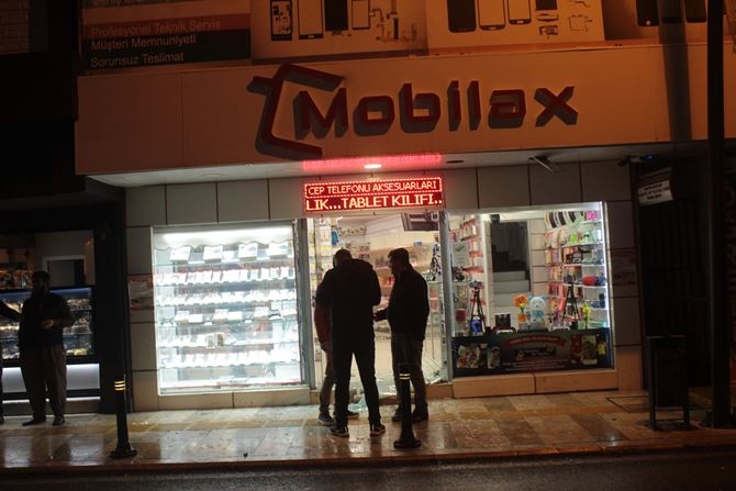 Silah Tutukluk Yapınca Vurulmaktan Kurtuldular 3