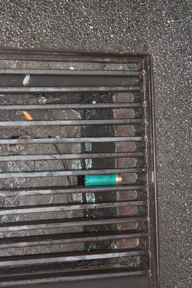 Silah Tutukluk Yapınca Vurulmaktan Kurtuldular 6