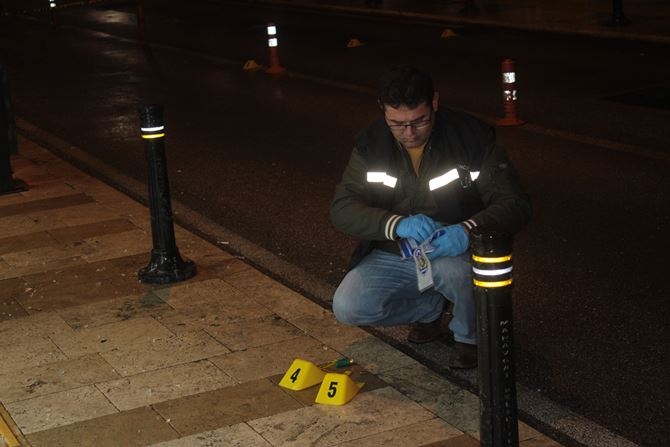 Silah Tutukluk Yapınca Vurulmaktan Kurtuldular 8