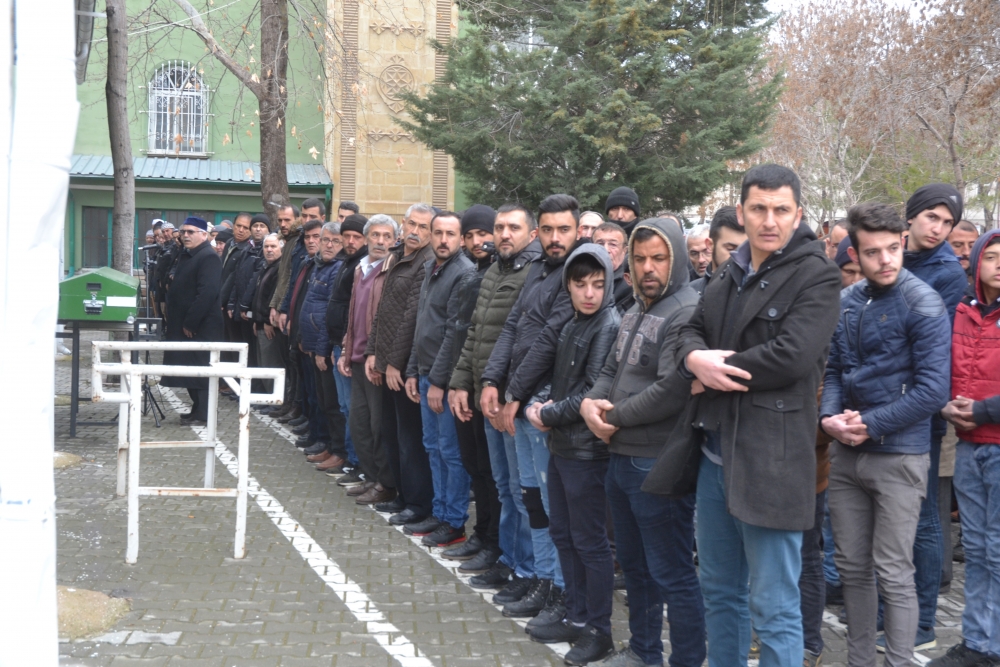 Karaman'da Başından Vurulan Adam Defnedildi 3