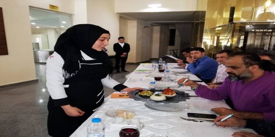 Karaman Hatuniye Mesleki ve Teknik Anadolu Lisesinde Lezzetler Yarıştı