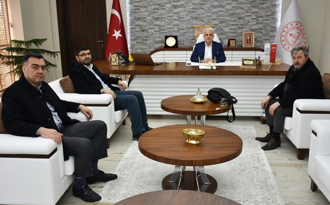 Prof. Dr. Necati Cemaloğlu Karaman'da Konferans Verdi 1