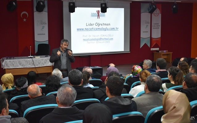 Prof. Dr. Necati Cemaloğlu Karaman'da Konferans Verdi 10