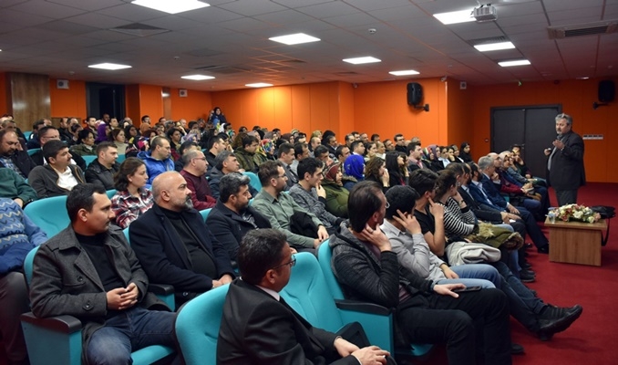 Prof. Dr. Necati Cemaloğlu Karaman'da Konferans Verdi 11