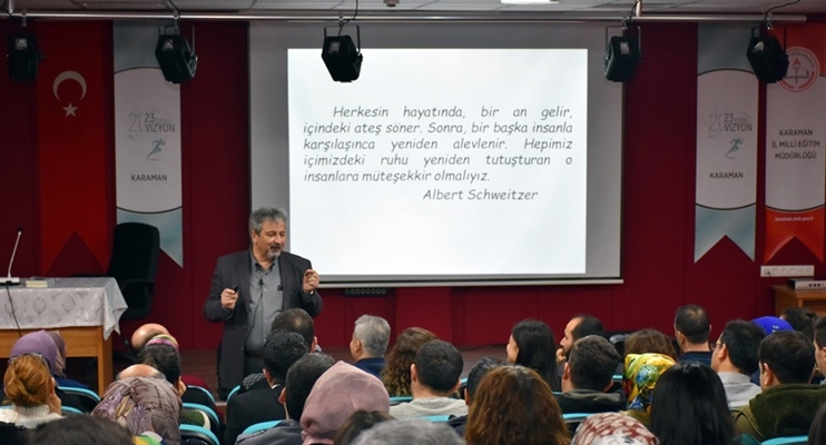 Prof. Dr. Necati Cemaloğlu Karaman'da Konferans Verdi 12