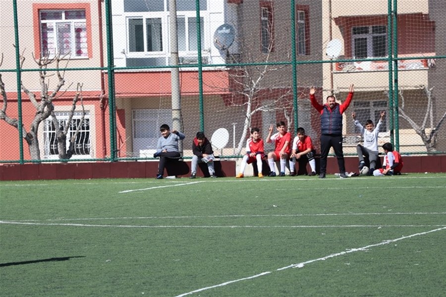 Karaman Okullar Arası Futbol Müsabakalarında Heyecan Devam Ediyor 2