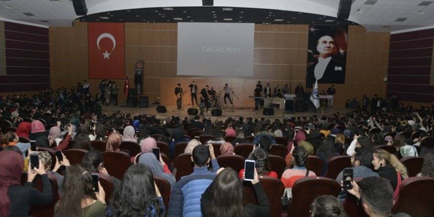 Taladro Konserine Karaman'da Öğrencilerden Büyük İlgi