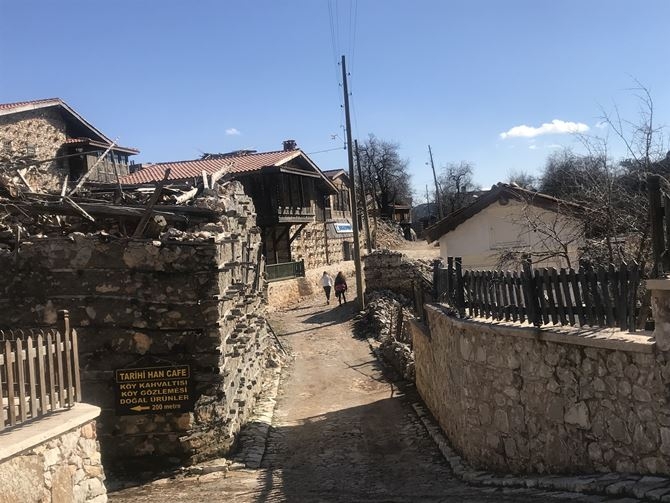 800 Yıllık Sarıhacılar Köyü Turistlerin Gözdesi 8