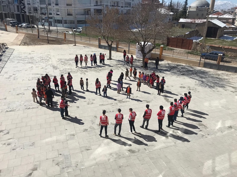 KMÜ Öğrencilerinden Yardım Kampanyası 8