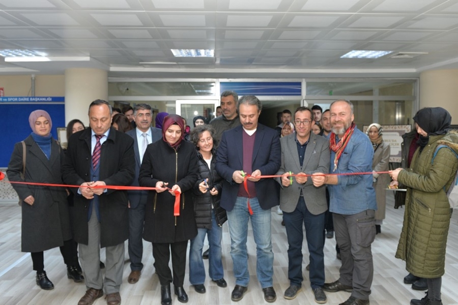 KMÜ'de "İstanbul'da Bahçe ve Çiçek" Sergisi 2