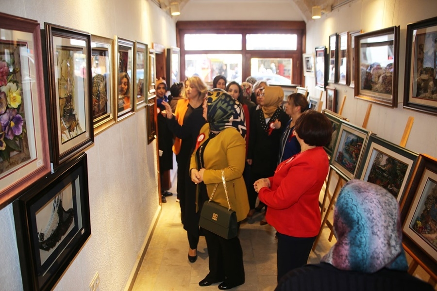 Karaman'da Kadınlar Gününe Özel Sergi Açıldı 7
