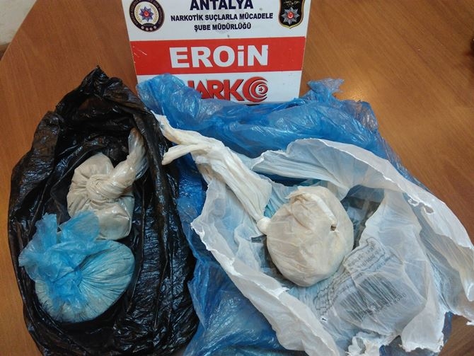 Antalya'da Uyuşturucu Operasyonuna 14 Tutuklama 5