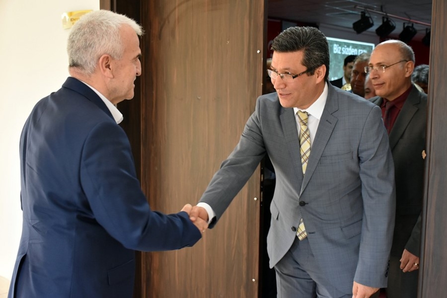 Karaman İl Milli Eğitim Müdürü Mevlüt Kuntoğlu'yla Veda Toplantısı 17