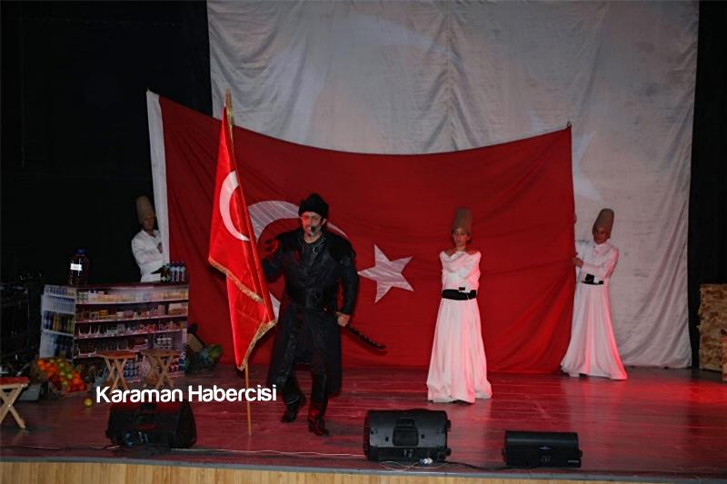 “Biz Bir’iz, Bir Ölür, Bin Diriliriz” Oyunu Sahnelendi 5