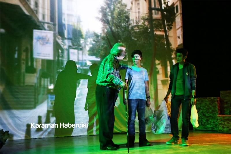 “Biz Bir’iz, Bir Ölür, Bin Diriliriz” Oyunu Sahnelendi 8