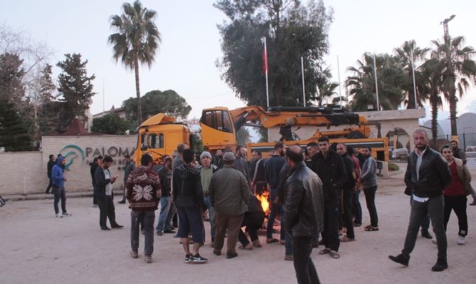 Paralarını Alamadıklarını İddia Eden İnşaat İşçileri Eylem Yaptı 4