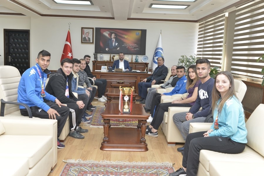 KMÜ Muay Thai Takımı Türkiye İkincisi Oldu 4