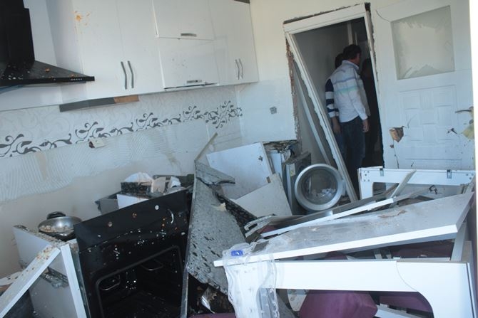 Antalya'da Tüpgaz Patlaması Evi Kullanılmaz Hale Getirdi 7