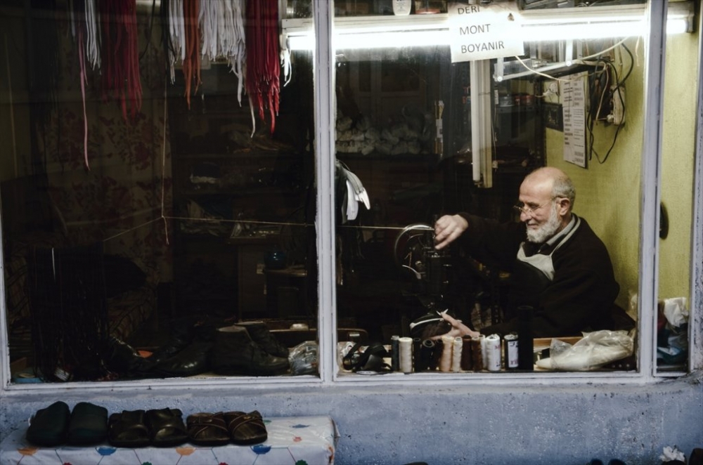 Konya'da Yarım Asırlık Ayakkabı Tamircisi İlk Günkü Aşkla Çalışıyor 7