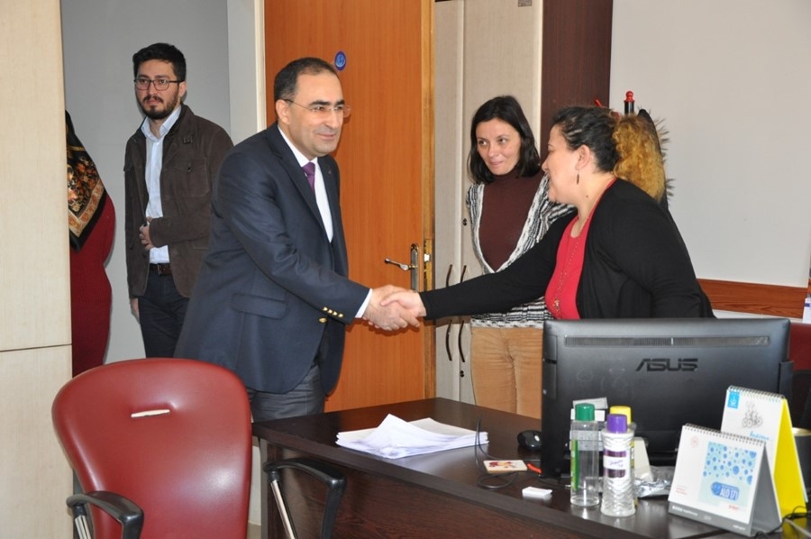 Karaman İl Sağlık Müdürü Hasan Arslan Çalışan Bayan Personelleri Ziyaret 2