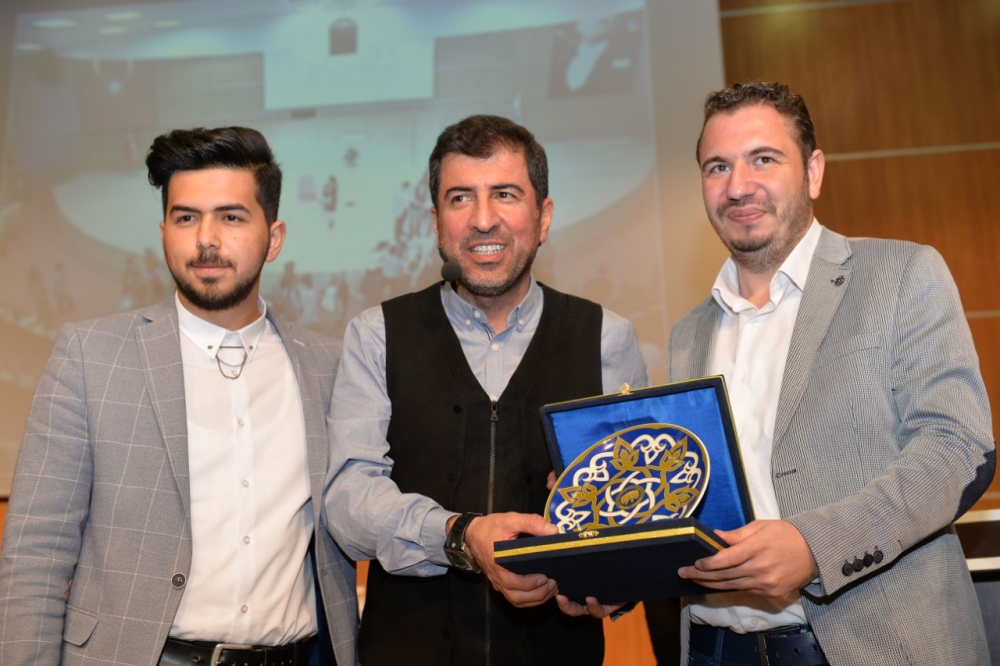 Oyuncu Hakan Bilgin Karaman'da Öğrencilerle Buluştu 5