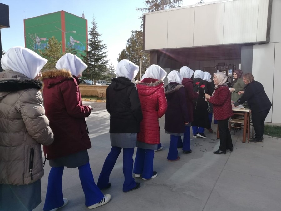 AK Parti Karaman İl Kadın Kolları Yönetimi 8 Mart Dünya Kadınlar Günü İç 9