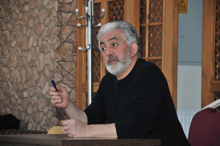 Karaman'da "Düşünmek, Okumak ve Yazmak" Konulu Konferans Düzenlendi 2