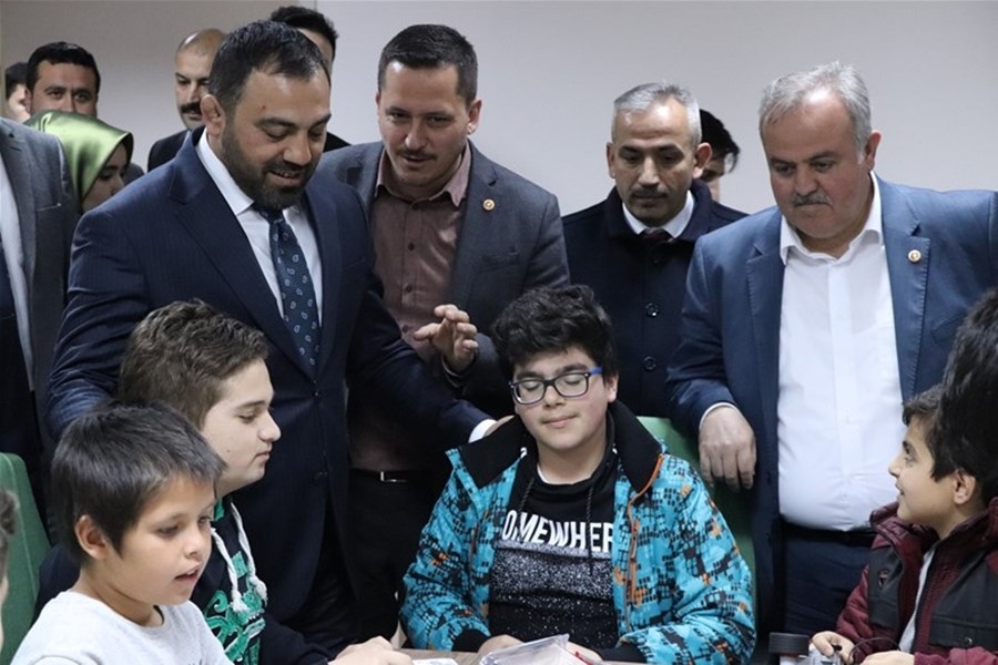 Gençlik ve Spor Bakan Yardımcısı ile Kredi ve Yurtlar Kurumu Genel Müdür 19