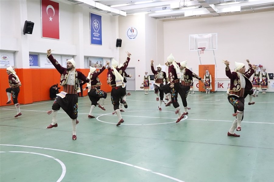 Gençlik ve Spor Bakan Yardımcısı ile Kredi ve Yurtlar Kurumu Genel Müdür 22