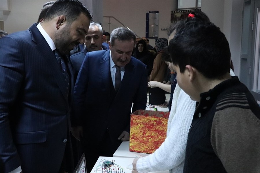 Gençlik ve Spor Bakan Yardımcısı ile Kredi ve Yurtlar Kurumu Genel Müdür 27