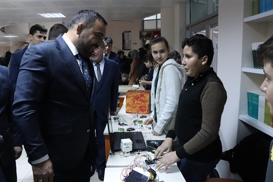 Gençlik ve Spor Bakan Yardımcısı ile Kredi ve Yurtlar Kurumu Genel Müdür 3