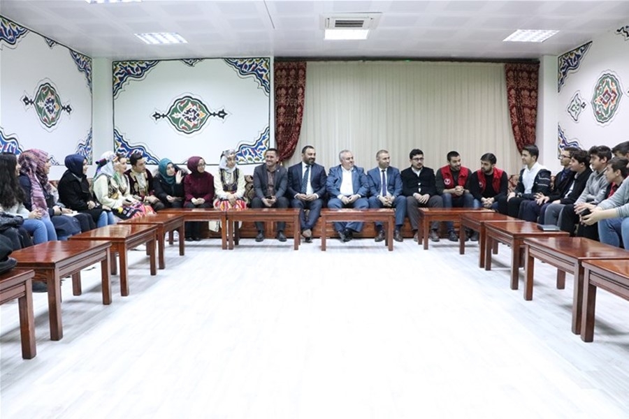 Gençlik ve Spor Bakan Yardımcısı ile Kredi ve Yurtlar Kurumu Genel Müdür 31