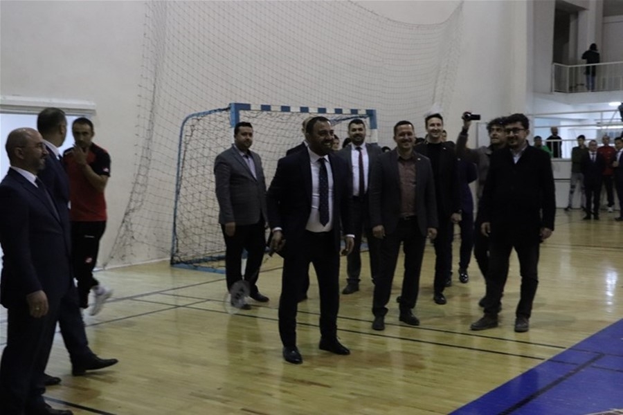 Gençlik ve Spor Bakan Yardımcısı ile Kredi ve Yurtlar Kurumu Genel Müdür 36