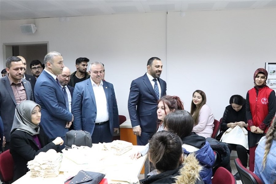 Gençlik ve Spor Bakan Yardımcısı ile Kredi ve Yurtlar Kurumu Genel Müdür 49