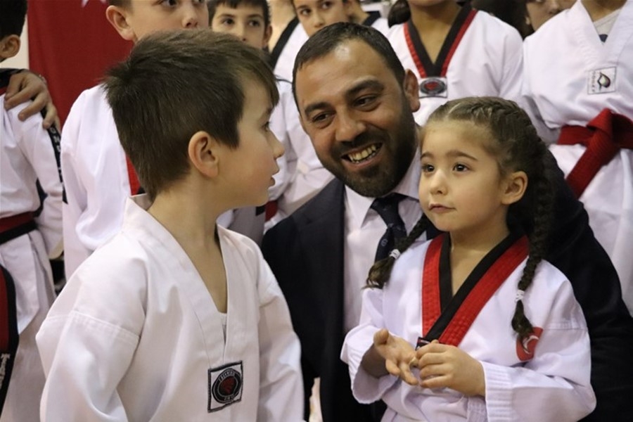 Gençlik ve Spor Bakan Yardımcısı ile Kredi ve Yurtlar Kurumu Genel Müdür 50