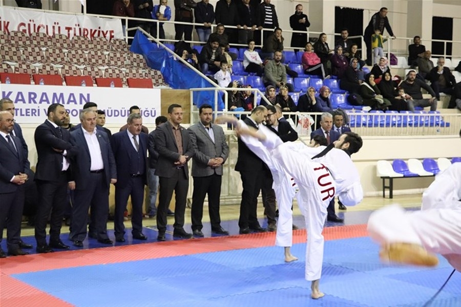 Gençlik ve Spor Bakan Yardımcısı ile Kredi ve Yurtlar Kurumu Genel Müdür 65