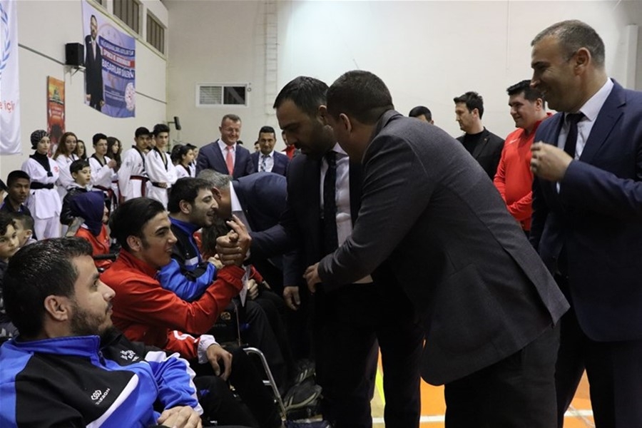 Gençlik ve Spor Bakan Yardımcısı ile Kredi ve Yurtlar Kurumu Genel Müdür 67