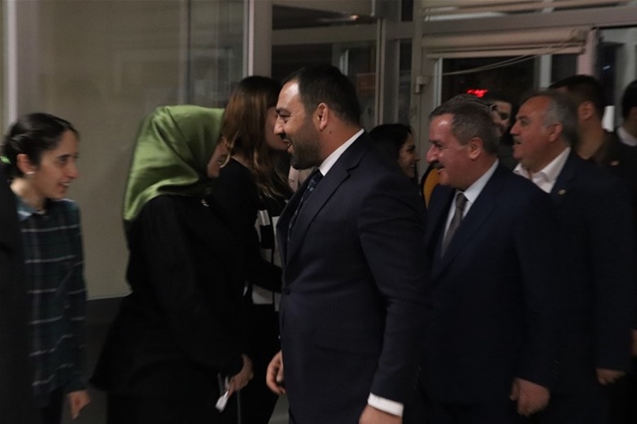 Gençlik ve Spor Bakan Yardımcısı ile Kredi ve Yurtlar Kurumu Genel Müdür 78