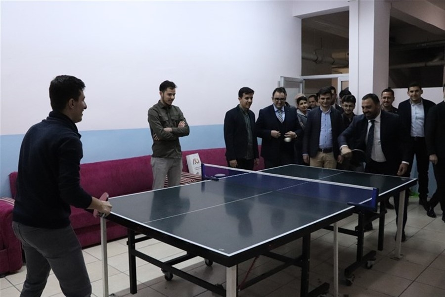 Gençlik ve Spor Bakan Yardımcısı ile Kredi ve Yurtlar Kurumu Genel Müdür 79