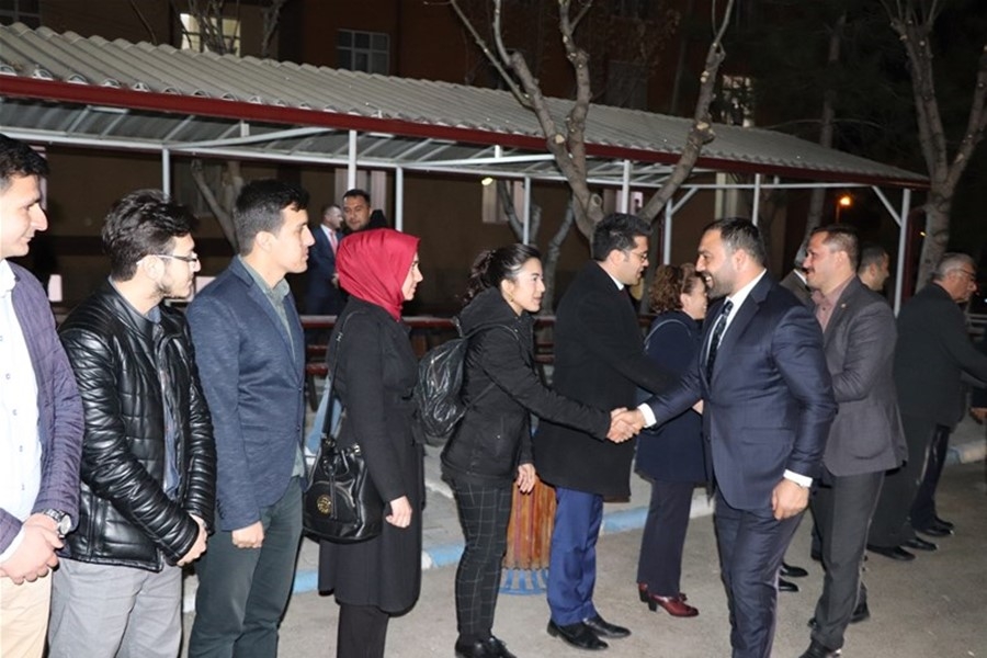 Gençlik ve Spor Bakan Yardımcısı ile Kredi ve Yurtlar Kurumu Genel Müdür 85