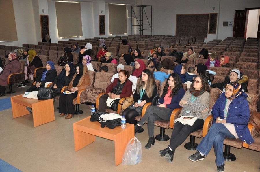 Karaman'da "Sağlıklı Kadın, Sağlıklı Gelecek" Etkinliği 5