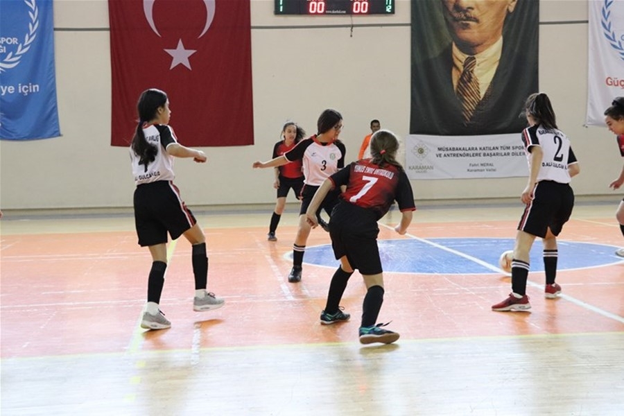 Karaman Okullar Arası Futsal Müsabakaları Sona Erdi 3