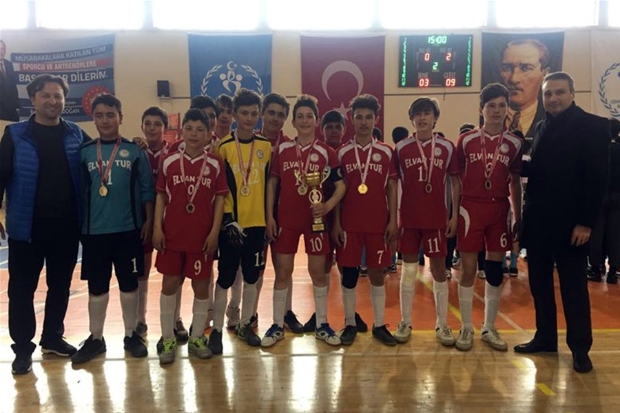 Karaman Okullar Arası Futsal Müsabakaları Sona Erdi 5