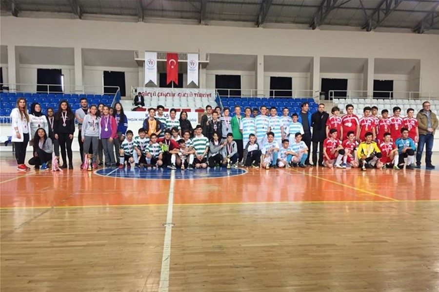 Karaman Okullar Arası Futsal Müsabakaları Sona Erdi 7