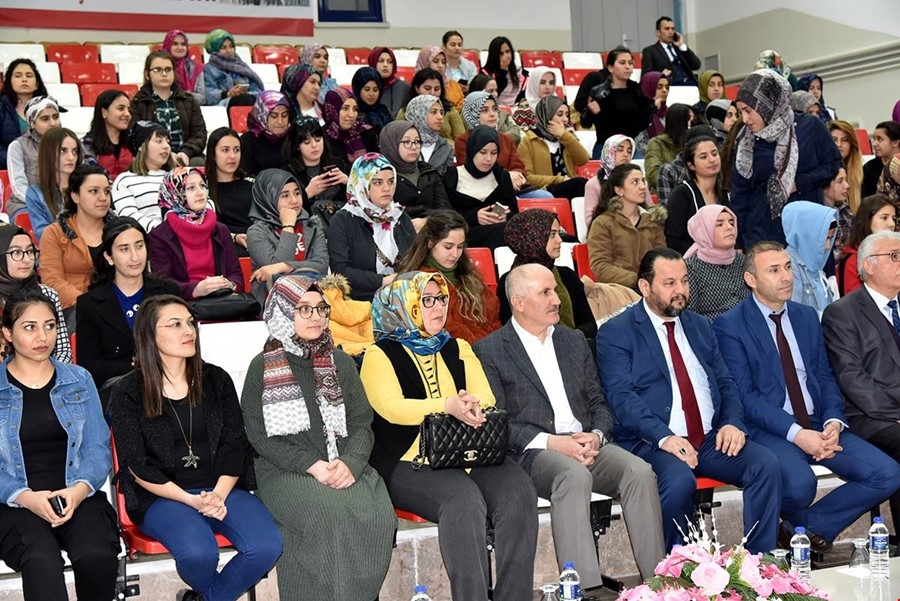 Karaman'da Yurtlar Arası "İstiklal Marşı'nı Güzel Okuma" Yarışması 1
