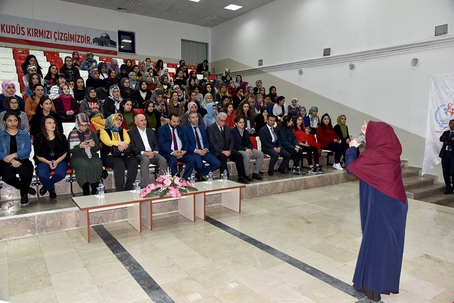 Karaman'da Yurtlar Arası "İstiklal Marşı'nı Güzel Okuma" Yarışması 3