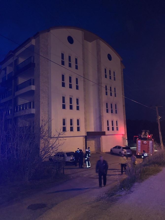 Antalya'da Genç Öğretmenin Mutfak Tüplü İntiharı 4