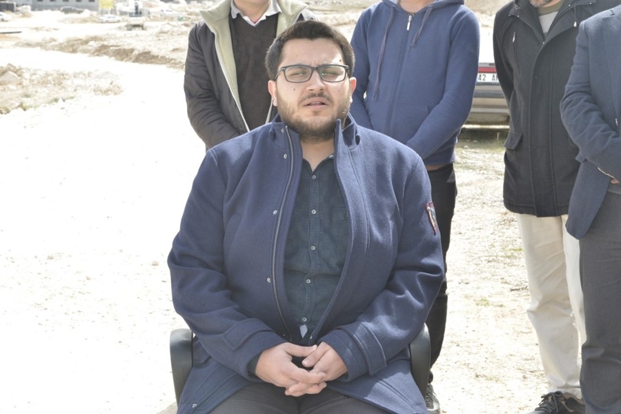 Karaman'da Öğrenciler Ezana Sahip Çıktı 3